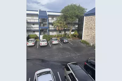 3090 Holiday Springs Boulevard #310, Margate, FL 33063 - Photo 4