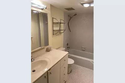 3090 Holiday Springs Boulevard #310, Margate, FL 33063 - Photo 10