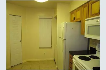 1005 Coral Club Drive #1005, Coral Springs, FL 33071 - Photo 4