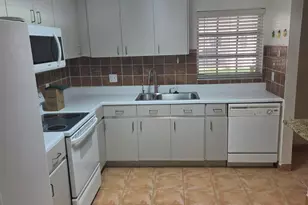 3062 Riverside Dr, Coral Springs, FL 33065 - Photo 4