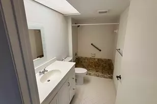 1001 SW 141st Ave, Pembroke Pines, FL 33027 - Photo 20
