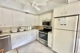 3018 Ainslie B, Boca Raton, FL 33434 - Photo 4