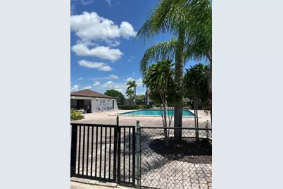 204 Lake Pointe Drive #107, Oakland Park, FL 33309 - Photo 24