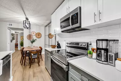 9729 Hammocks Boulevard #101e, Miami, FL 33196 - Photo 4