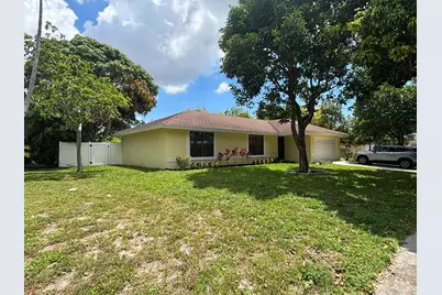 1563 40th Street, West Palm Beach, FL 33407 - Photo 1