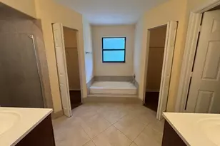 1563 40th St, West Palm Beach, FL 33407 - Photo 10