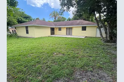 1563 40th Street, West Palm Beach, FL 33407 - Photo 4