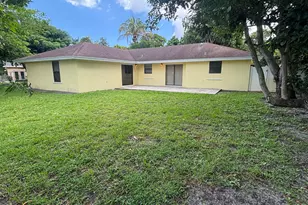 1563 40th St, West Palm Beach, FL 33407 - Photo 4