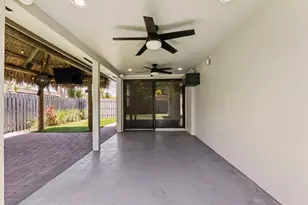 1660 NE 31st Ct, Pompano Beach, FL 33064 - Photo 32