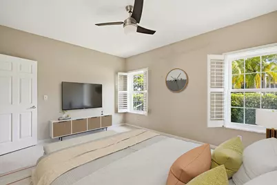 10725 Pelican Drive, Wellington, FL 33414 - Photo 16