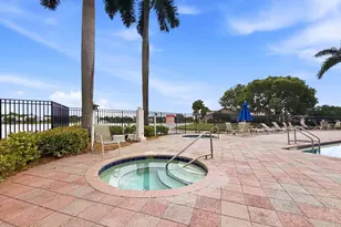 10725 Pelican Dr, Wellington, FL 33414 - Photo 32