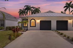 10725 Pelican Dr, Wellington, FL 33414 - Photo 2