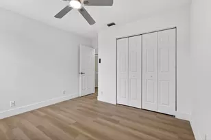 7823 Springfield Lake Dr, Lake Worth, FL 33467 - Photo 14