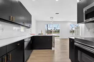 7823 Springfield Lake Dr, Lake Worth, FL 33467 - Photo 12