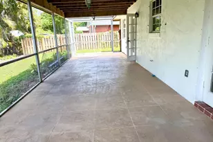 1235 Rowayton Cir, Wellington, FL 33414 - Photo 14