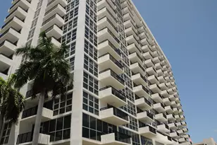 525 N Ocean Blvd, Pompano Beach, FL 33062 - Photo 20