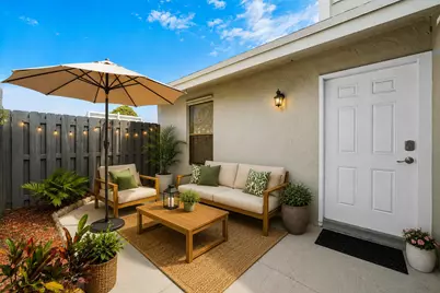 1968 Monks Court, West Palm Beach, FL 33415 - Photo 4