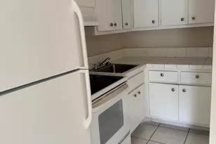 1431 SW 44th Terrace, Fort Lauderdale, FL 33317 - Photo 2