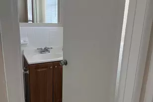1431 SW 44th Terrace, Fort Lauderdale, FL 33317 - Photo 4