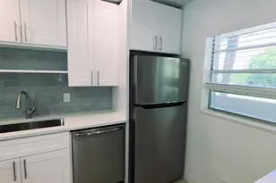 2900 Fiore Way, Delray Beach, FL 33445 - Photo 2
