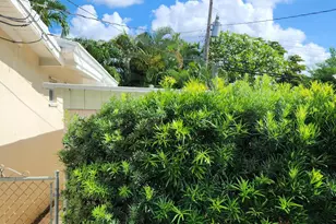 111 SE 7th St, Pompano Beach, FL 33060 - Photo 38
