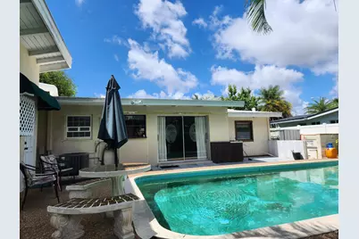 111 SE 7th Street, Pompano Beach, FL 33060 - Photo 16