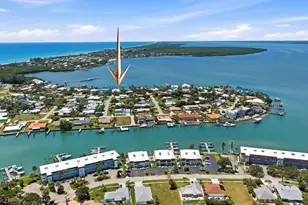 1651 Thumb Point Dr, Fort Pierce, FL 34949 - Photo 2