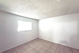 4109 Riverside Dr, Coral Springs, FL 33065 - Photo 10