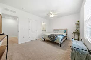 986 Lido Dr, Howey in the Hills, FL 34737 - Photo 4