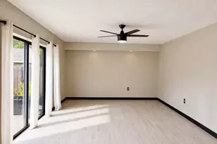 1303 13th Way, West Palm Beach, FL 33407 - Photo 2