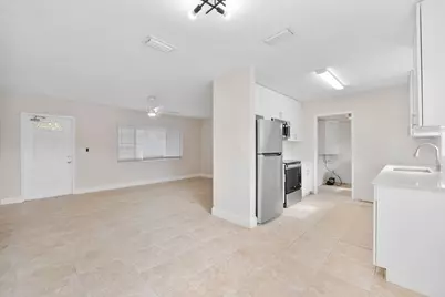 4650 NE 1st Terrace, Oakland Park, FL 33334 - Photo 12