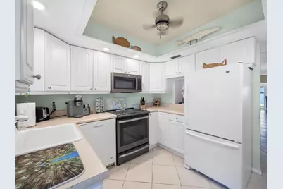 52 Yacht Club Drive #103, North Palm Beach, FL 33408 - Photo 10
