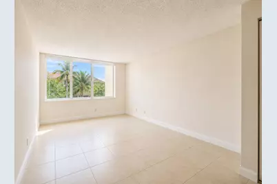 6700 Royal Palm Boulevard #210d, Margate, FL 33063 - Photo 8