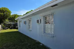 528 49th St, West Palm Beach, FL 33407 - Photo 4