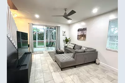 2046 Madeira Drive, Weston, FL 33327 - Photo 2