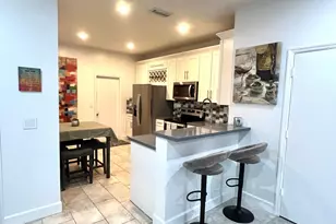 2046 Madeira Dr, Weston, FL 33327 - Photo 4