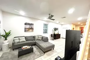 2046 Madeira Dr, Weston, FL 33327 - Photo 1