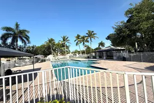 2046 Madeira Dr, Weston, FL 33327 - Photo 34