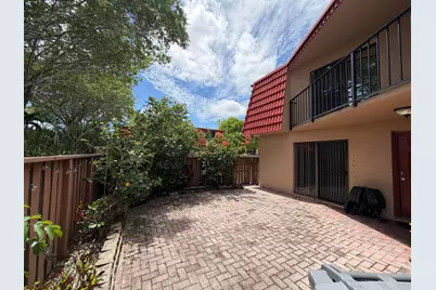 8273 Severn Drive #D, Boca Raton, FL 33433 - Photo 2