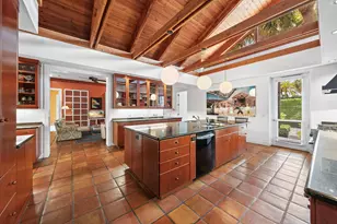 6 La Costa Way, Palm Beach, FL 33480 - Photo 16