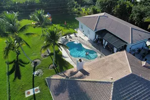 2681 SW 156th Ave, Davie, FL 33331 - Photo 2