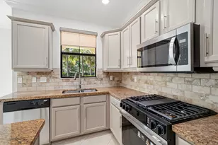 3390 NW 125th Ave, Sunrise, FL 33323 - Photo 14