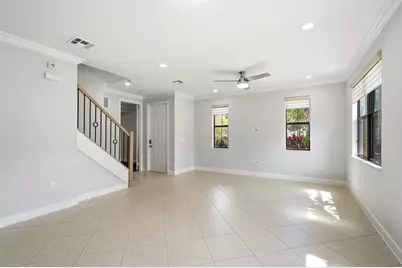 3390 NW 125th Avenue, Sunrise, FL 33323 - Photo 6