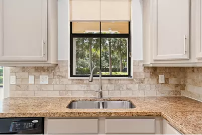 3390 NW 125th Avenue, Sunrise, FL 33323 - Photo 10
