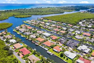 8967 SE Star Island Way, Hobe Sound, FL 33455 - Photo 12