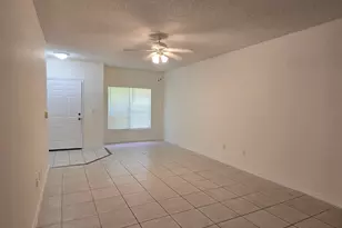 10306 Fox Trail Rd S, West Palm Beach, FL 33411 - Photo 4