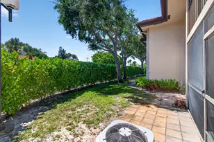 351 Club Cir, Boca Raton, FL 33487 - Photo 52