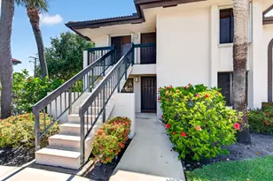 351 Club Cir, Boca Raton, FL 33487 - Photo 4