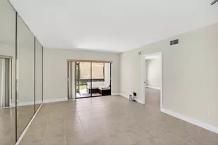 351 Club Cir, Boca Raton, FL 33487 - Photo 20