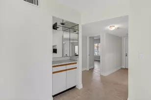 351 Club Cir, Boca Raton, FL 33487 - Photo 28